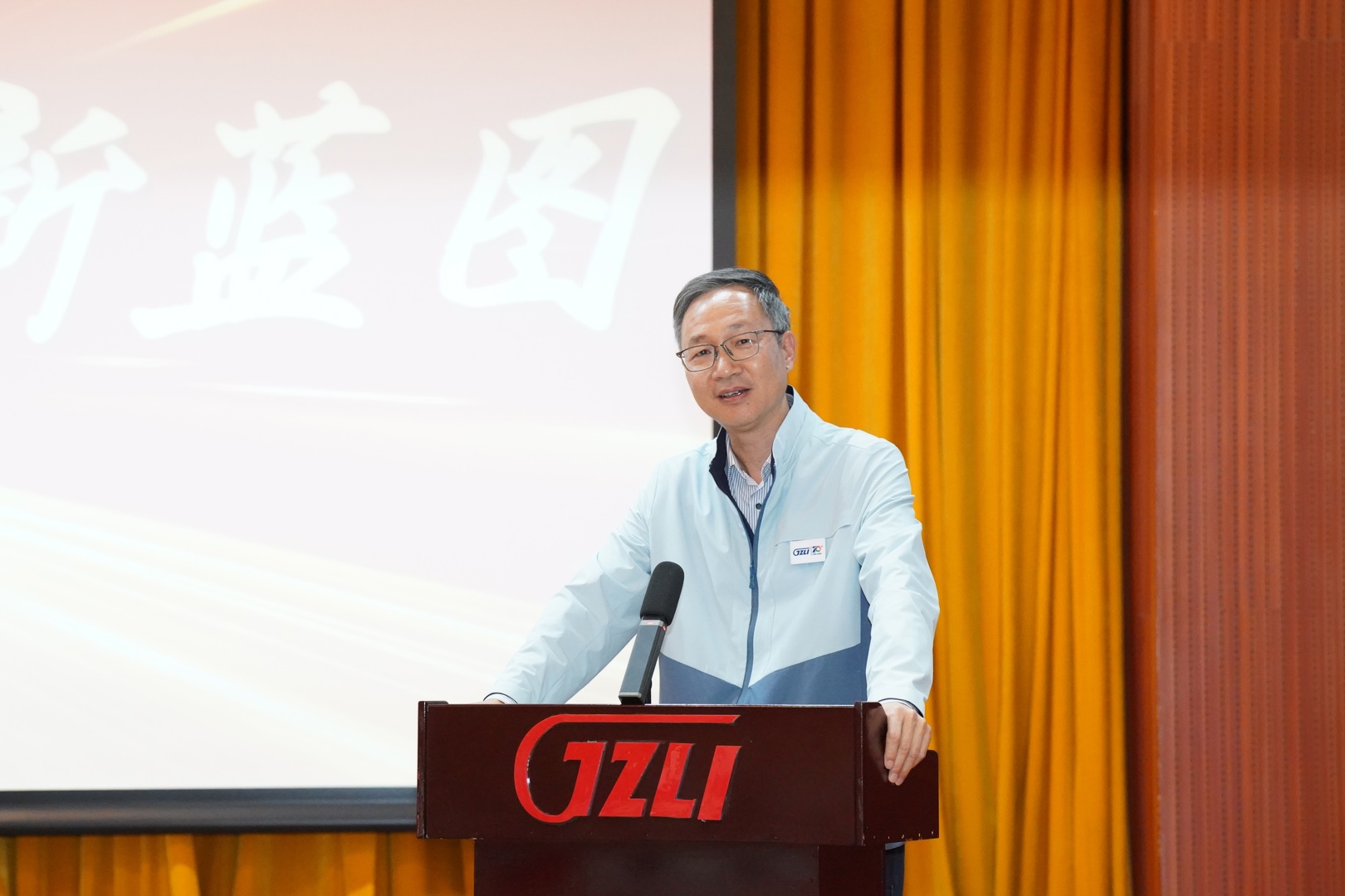 DSC00818(1).JPG DSC00818(1).JPG